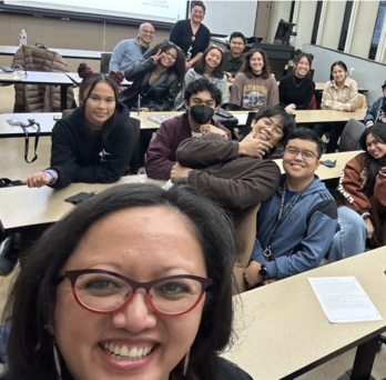 Students taking Intro to Filipino American Studies at UIC 